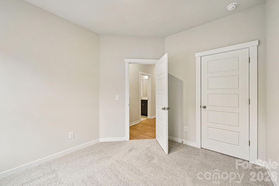 Spacious, unfurnished interior of a new home in Vanguard at Vermillion, Huntersville (Image 33).