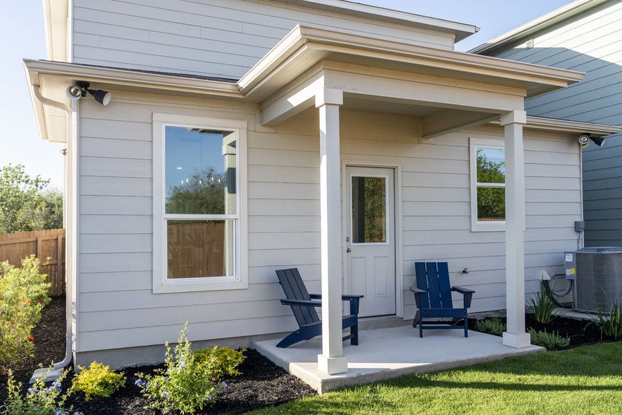 Representative exterior details of a home built from the 1676 Modeled by KB Home in Nagel Crossing, San Antonio (Image 4). Representative exterior details of a home built from the 1676 Modeled by KB Home in Nagel Crossing, San Antonio (Image 4).