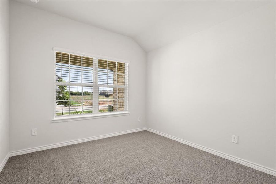 Spacious, unfurnished interior of a new home in Sycamore Landing, Fort Worth (Image 8). Spacious, unfurnished interior of a new home in Sycamore Landing, Fort Worth (Image 8).