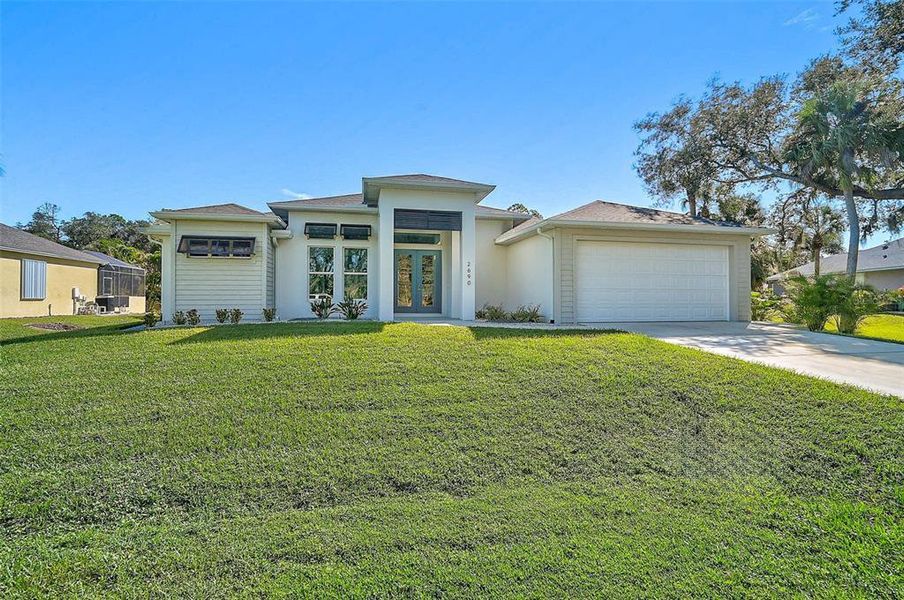 Exterior details and patio area of a home in , Port Charlotte (Image 23).