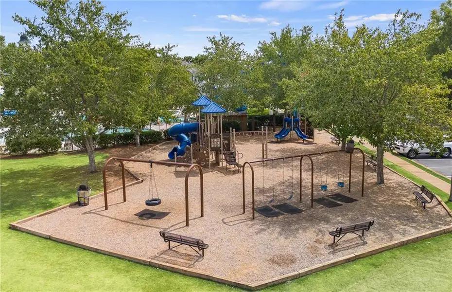 Community amenities in Reunion, Flowery Branch (Image 7).