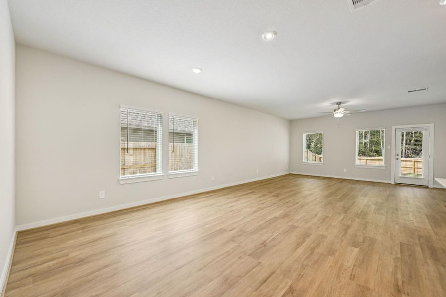 Spacious, unfurnished interior of a new home in , New Caney (Image 24).