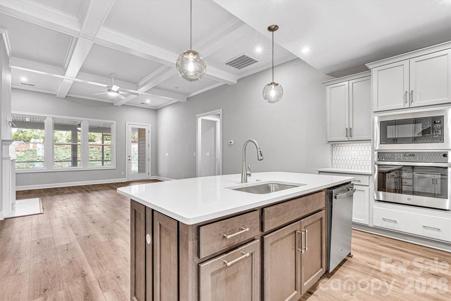 Furnished interior view inside a new home in Cresswind Charlotte, Charlotte (Image 6).