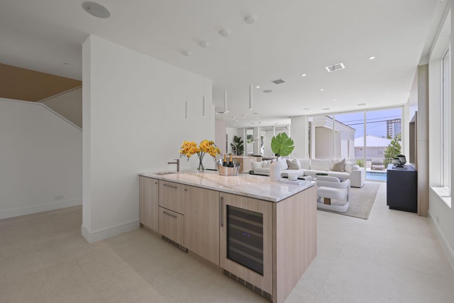 519 Southeast 4th Ave - 15.jpg-FULL