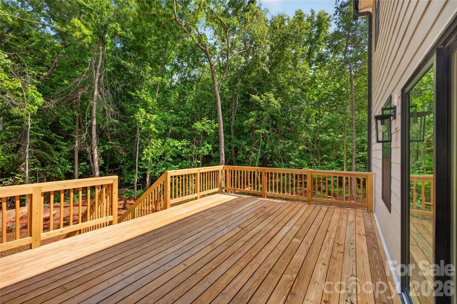 Exterior details and patio area of a home in , Harrisburg (Image 3).