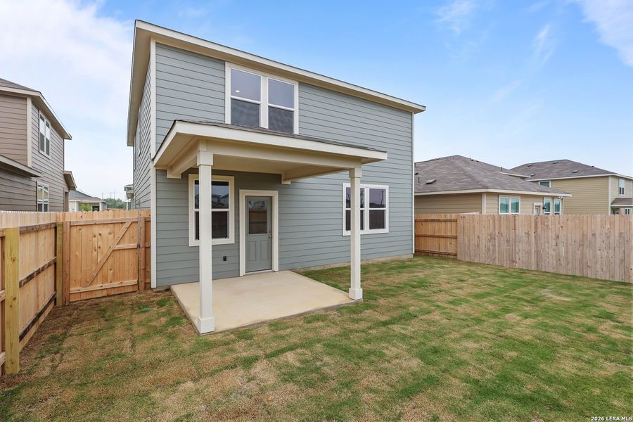 Exterior details and patio area of a home in Applewhite Meadows, San Antonio (Image 3).