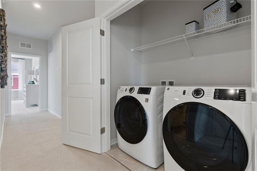 Furnished interior view inside a new home in , Atlanta (Image 6).