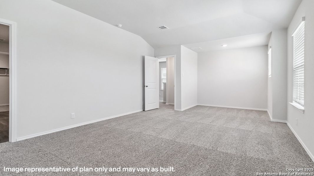 Spacious, unfurnished interior of a new home in Stonehill, San Antonio (Image 31). Spacious, unfurnished interior of a new home in Stonehill, San Antonio (Image 31).