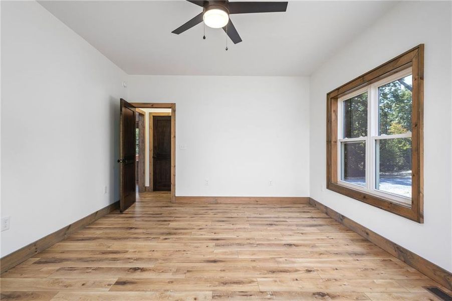 Spacious, unfurnished interior of a new home in , Ellijay (Image 30).