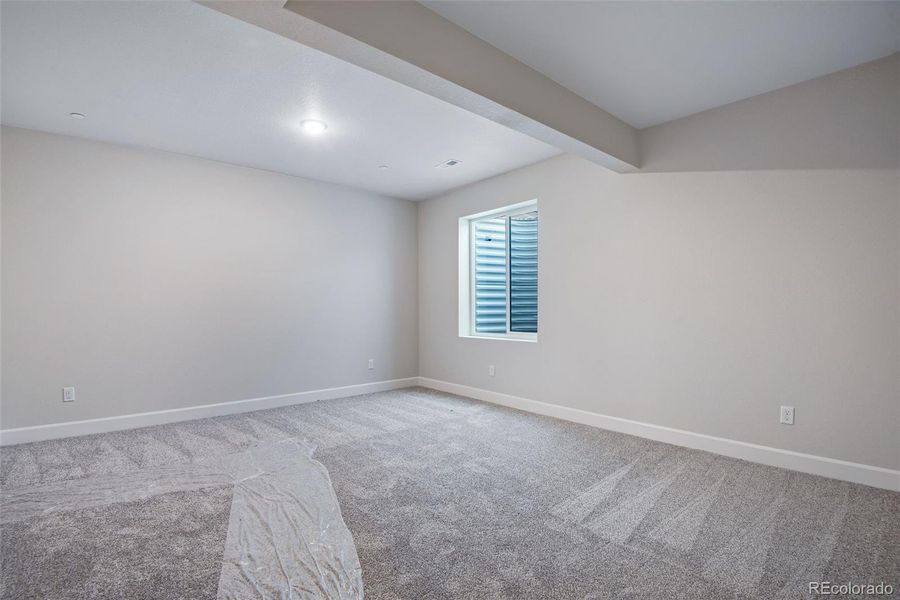 Spacious, unfurnished interior of a new home in Reunion Ridge, Commerce City (Image 22).