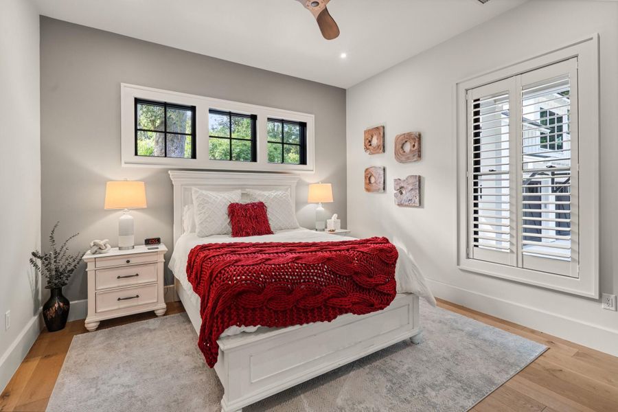 Furnished interior view inside a new home in , Beaufort (Image 15).