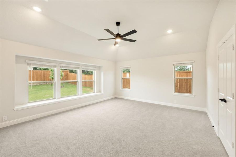 Spacious, unfurnished interior of a new home in Rockwood 65, Mansfield (Image 31).