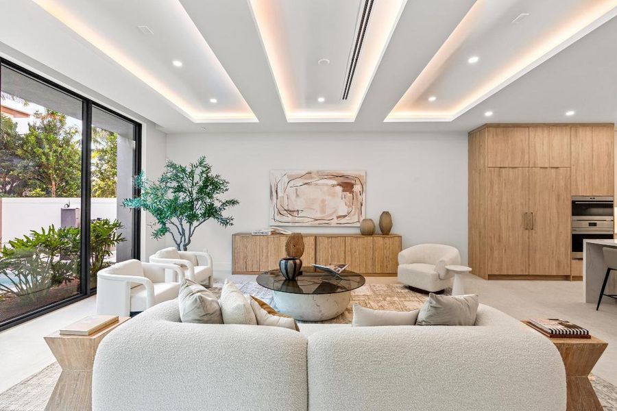 mls_FAMILY_STRAIGHT_2_DT