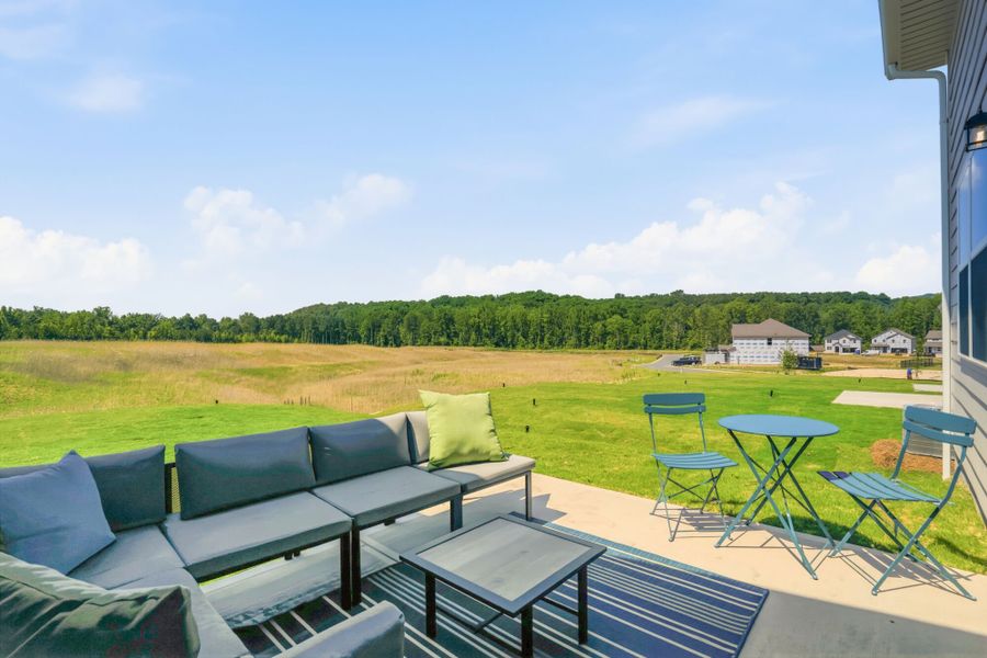 Exterior details and patio area of a home in Westfall, Gastonia (Image 23).