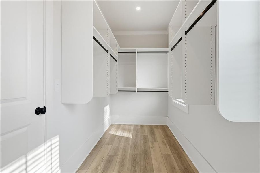 Spacious, unfurnished interior of a new home in , Braselton (Image 46).