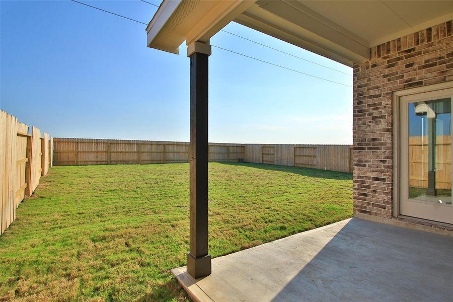 Exterior details and patio area of a home in Creekhaven, Arcola (Image 19).