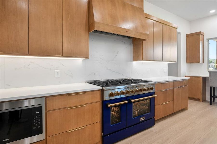 Furnished interior view inside a new home in , Malakoff (Image 5).