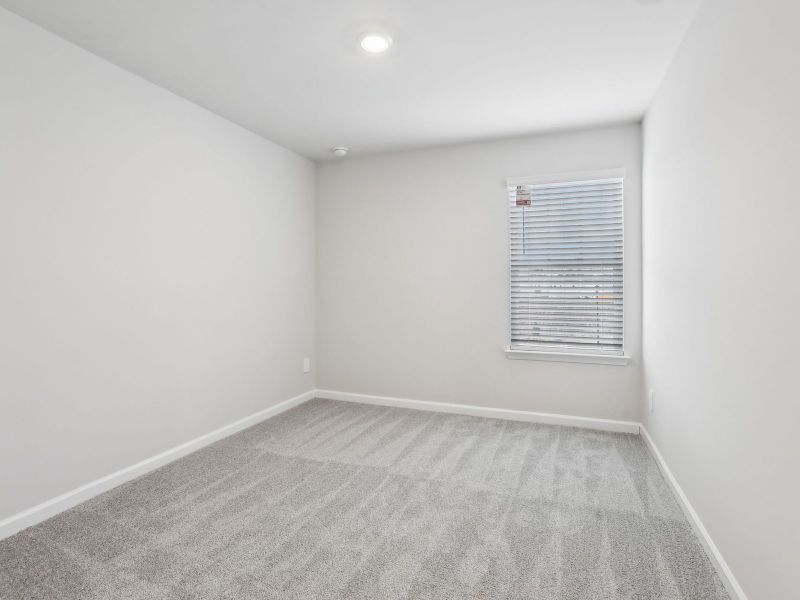 Spacious, unfurnished interior of a new home in Brooks Lake, Loganville (Image 16).
