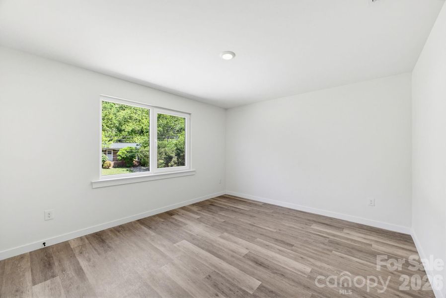 Spacious, unfurnished interior of a new home in , Conover (Image 10).