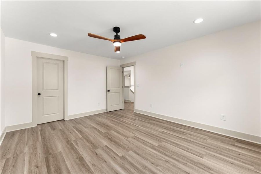 Spacious, unfurnished interior of a new home in , Clarkesville (Image 32).