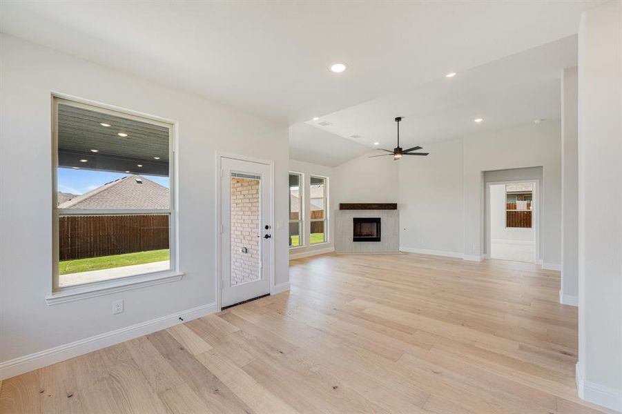 Spacious, unfurnished interior of a new home in Hunters Ridge, Crowley (Image 30).