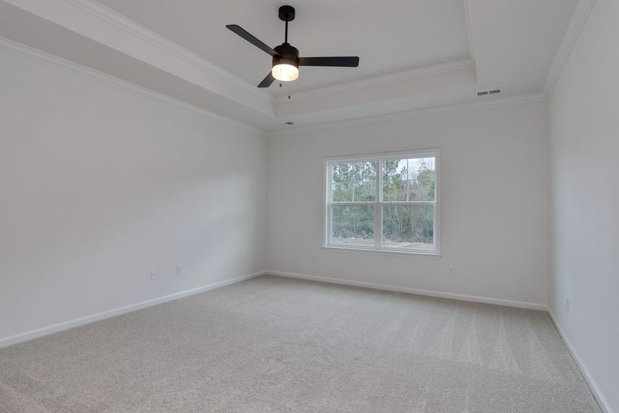 Spacious, unfurnished interior of a new home in Arcadia, Myrtle Beach (Image 28).