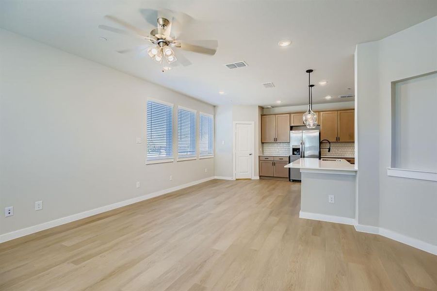 Spacious, unfurnished interior of a new home in , McKinney (Image 12).