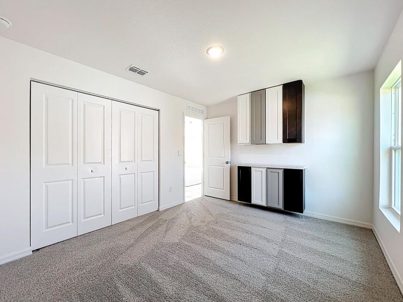 1390 Schumann Drive-46