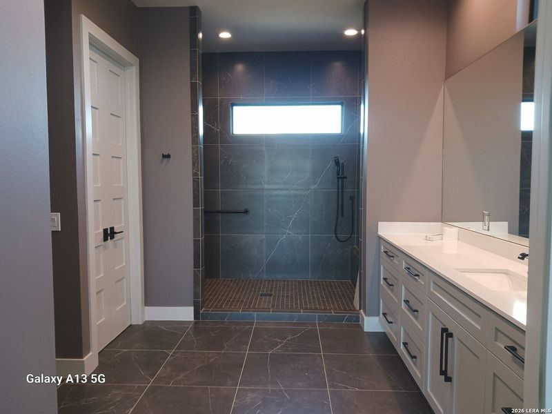 Furnished interior view inside a new home in , Canyon Lake (Image 4).