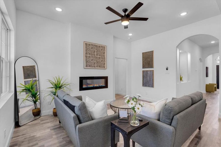 Furnished interior view inside a new home in , Sherman (Image 8).