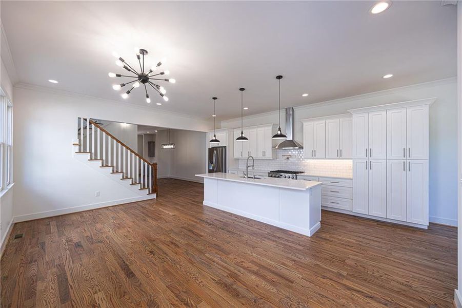 Furnished interior view inside a new home in , Atlanta (Image 8).