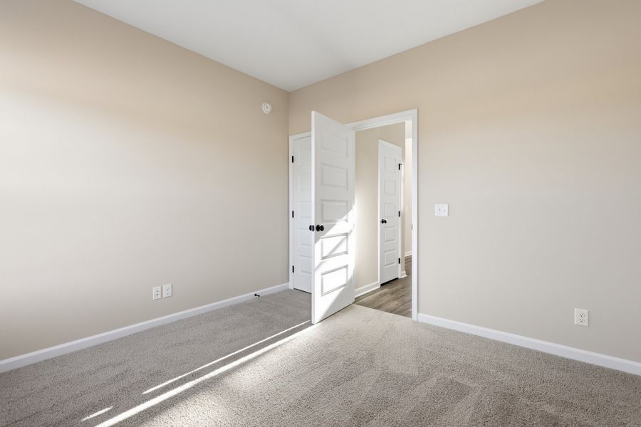 Representative unfurnished interior of a home built from the The Screven by RTS Homes in Tibet Road at Sassafras, Allenhurst (Image 32).
