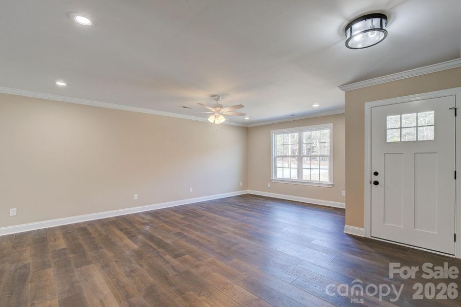 Spacious, unfurnished interior of a new home in , Kershaw (Image 10). Spacious, unfurnished interior of a new home in , Kershaw (Image 10).