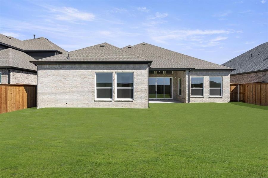 Exterior details and patio area of a home in Polo Ridge, Mesquite (Image 26). Exterior details and patio area of a home in Polo Ridge, Mesquite (Image 26).