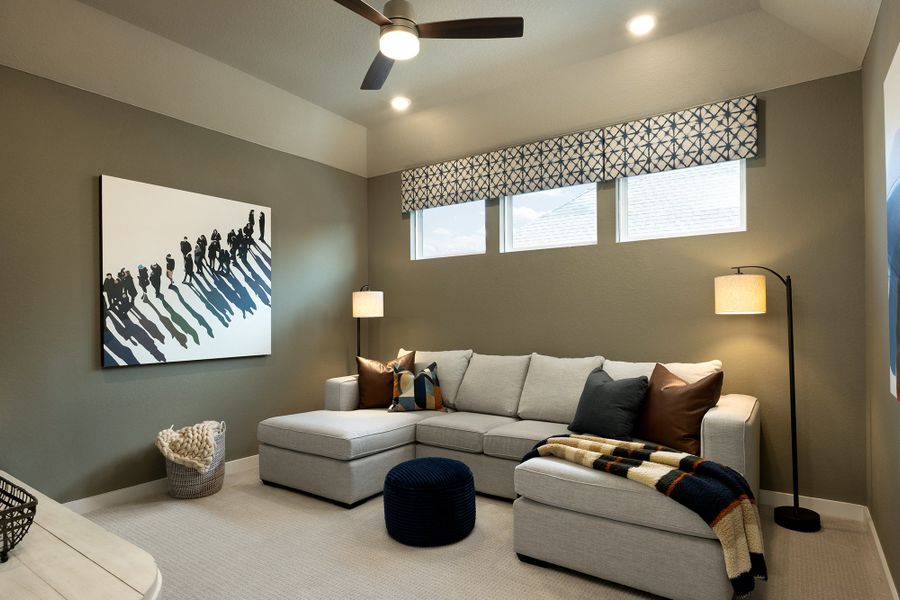 Representative furnished interior of a home built from the Guadalupe by Scott Felder Homes in Prominence, San Antonio (Image 15).