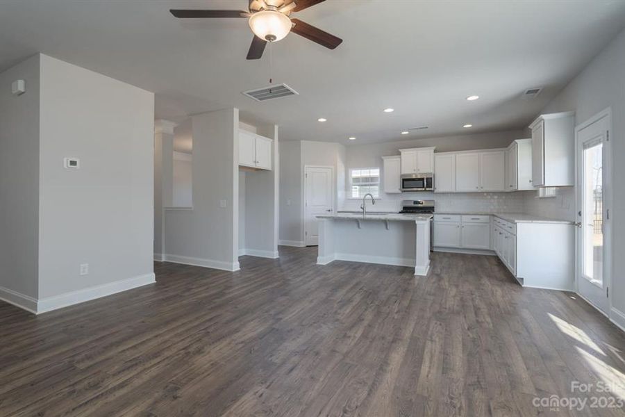 Representative unfurnished interior of a home built from the 3119 by Adams Homes in Hidden Pines, Cameron (Image 13).