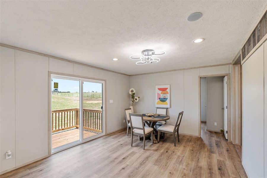 Furnished interior view inside a new home in , Corsicana (Image 19).