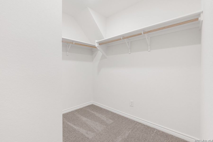 Spacious, unfurnished interior of a new home in Punta Verde, Converse (Image 15).