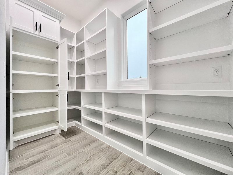 Image 8 of a home in .