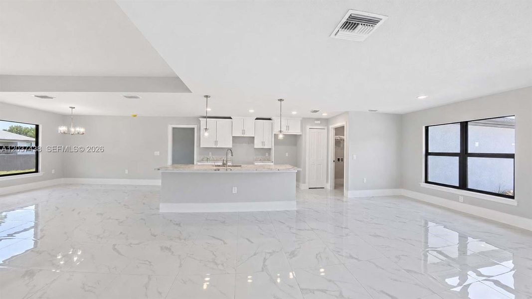 Spacious, unfurnished interior of a new home in , Lehigh Acres (Image 23).