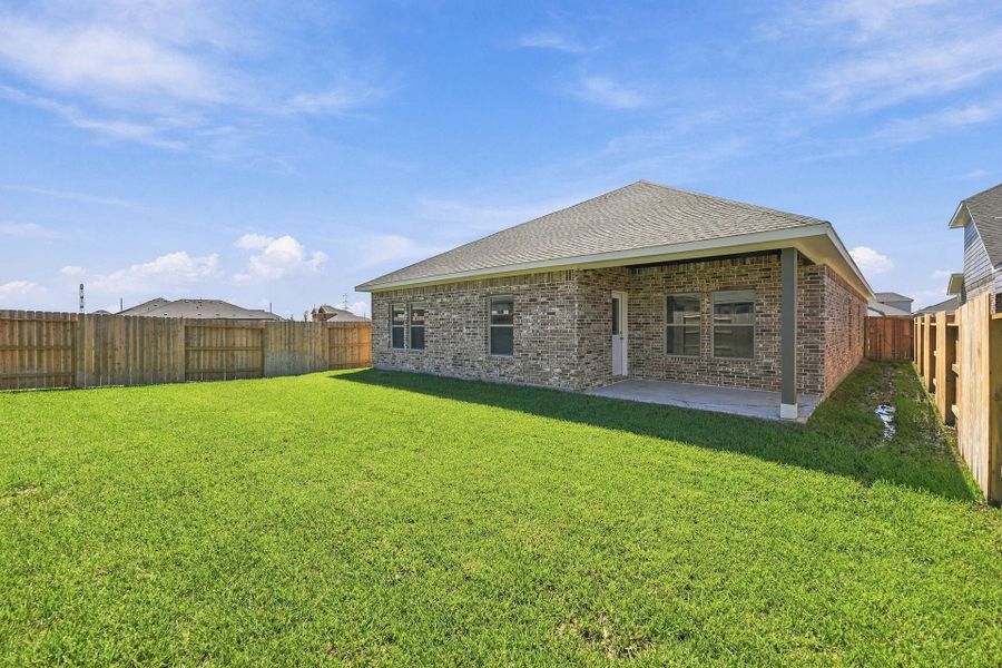 New Home in Angleton, TX.  - Slide 5