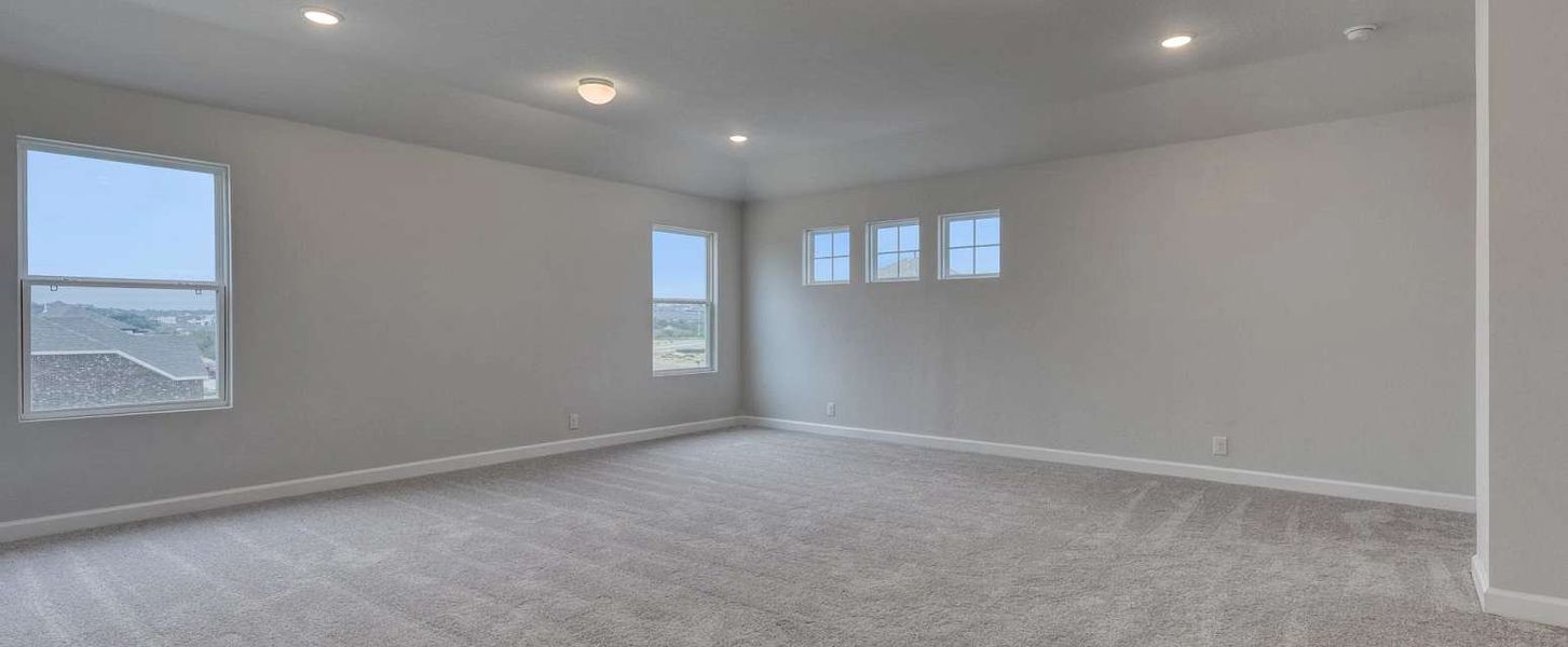 Representative unfurnished interior of a home built from the Laurel by Ashton Woods in Arcadia Ridge, San Antonio (Image 14).