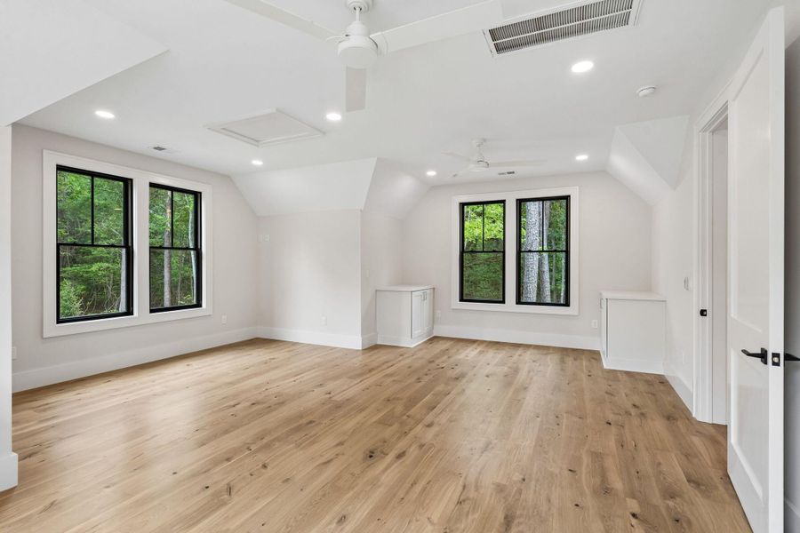 Spacious, unfurnished interior of a new home in , Johns Island (Image 86).