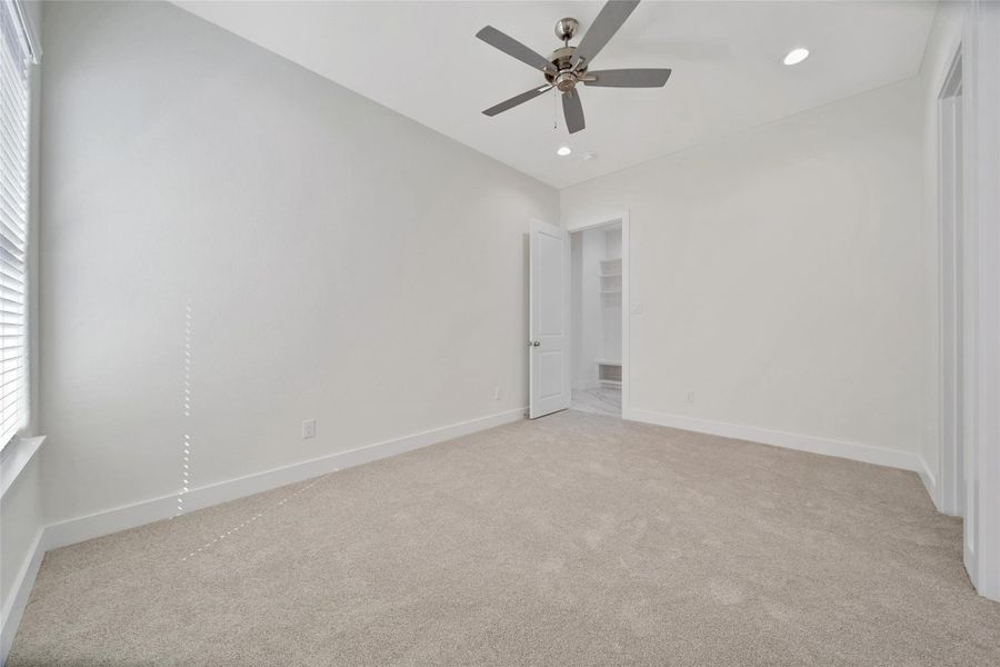 Spacious, unfurnished interior of a new home in , Houston (Image 20). Spacious, unfurnished interior of a new home in , Houston (Image 20).