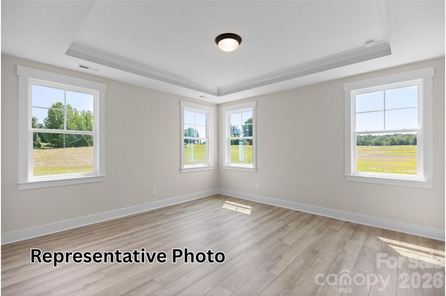 Spacious, unfurnished interior of a new home in Caldwell Forest, Charlotte (Image 11).