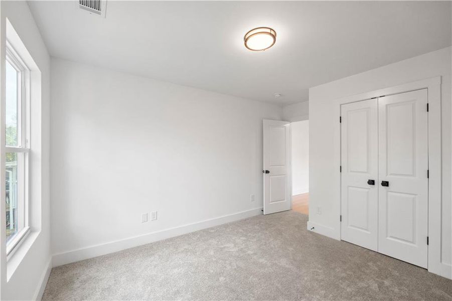 Spacious, unfurnished interior of a new home in , Atlanta (Image 62).