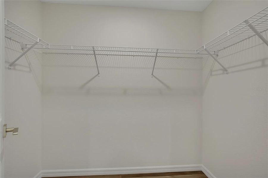 Spacious, unfurnished interior of a new home in , Crystal River (Image 33).