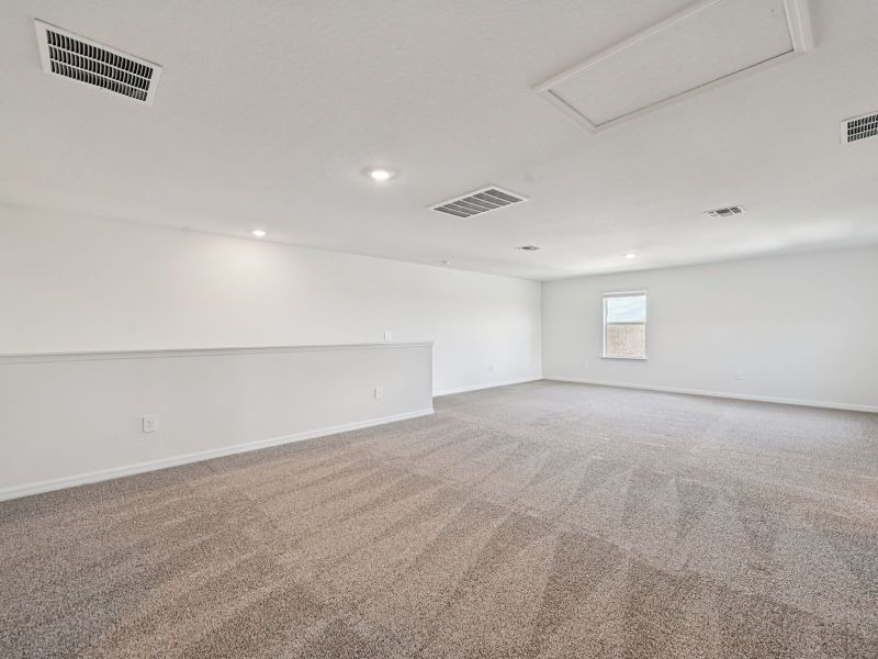 Spacious, unfurnished interior of a new home in Oakfield Trails - Signature Series, Parrish (Image 14).