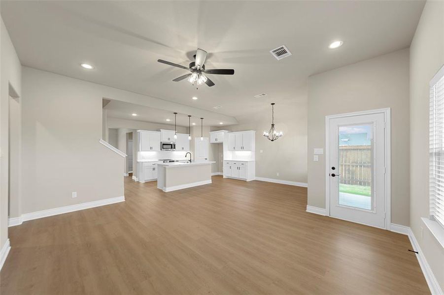 Spacious, unfurnished interior of a new home in , Greenville (Image 34).