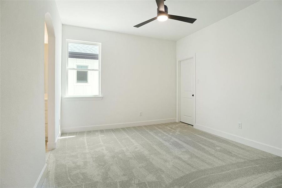 Spacious, unfurnished interior of a new home in , Aledo (Image 20). Spacious, unfurnished interior of a new home in , Aledo (Image 20).